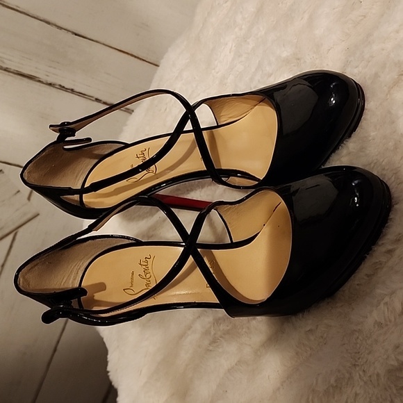 Christian Louboutin heels - Picture 6 of 13